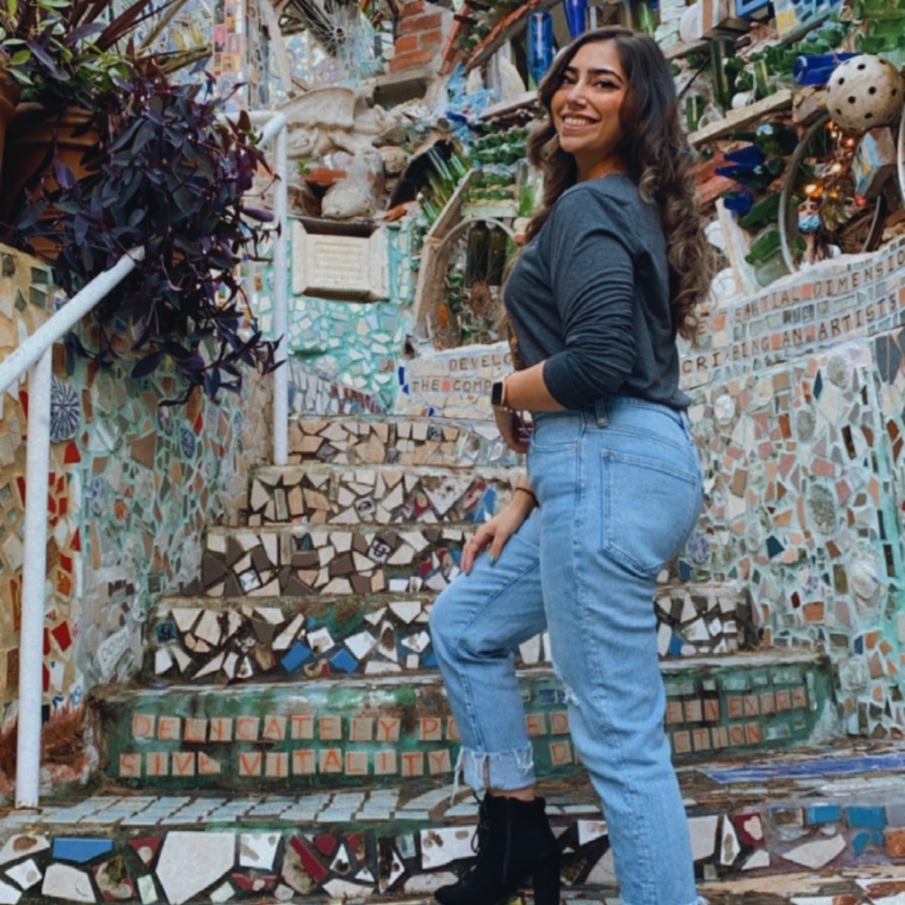 Meet your Posher, Fatima